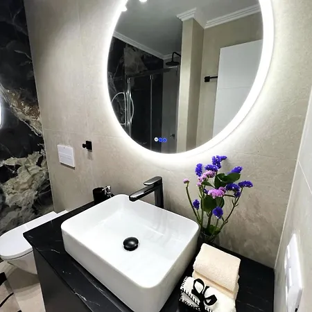 Amarillo Oceanview Apartment